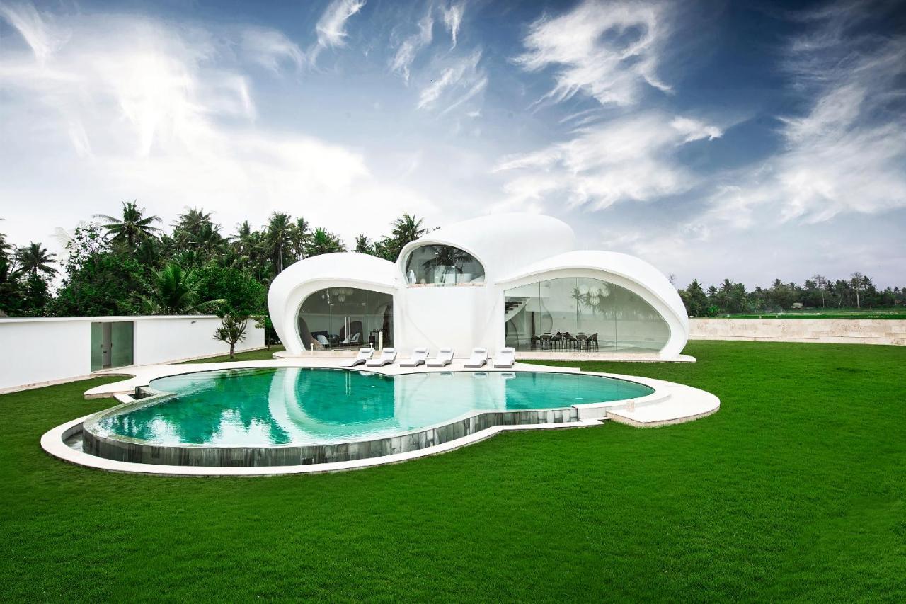 The Cloud Beachfront Villa Tabanan エクステリア 写真